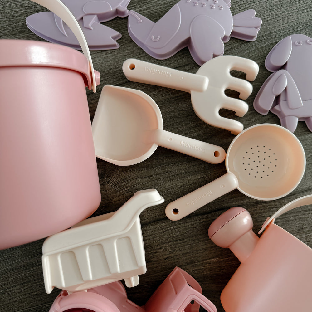 Monnëka Beach Toy Set "Old Rose" (9 Pieces)
