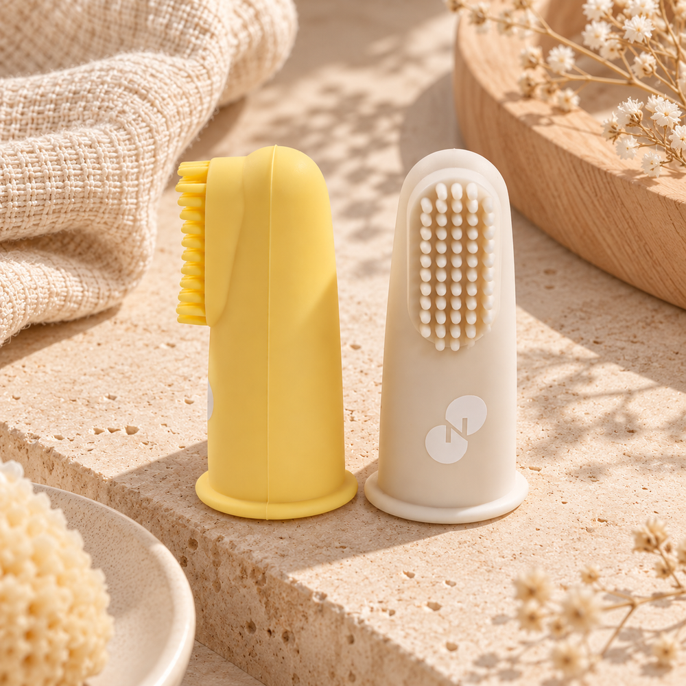 Nordbaby Silicone Finger toothbrush - Yellow/Beige