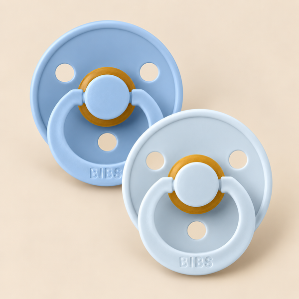 BIBS Colour knupīšu komplekts (2 gab.) – Sky Blue/Baby Blue